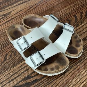BIRKENSTOCK ARIZONA SLIDES